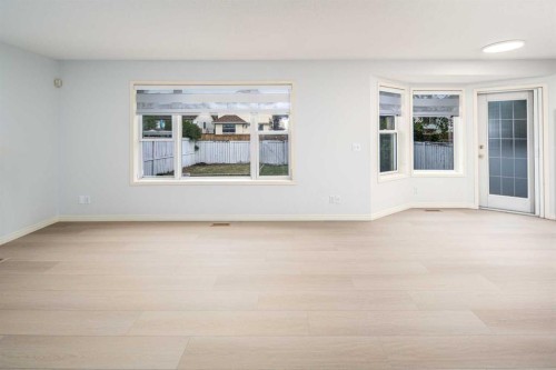 859 Harvest Hills Drive Ne, Calgary, AB - Indoor