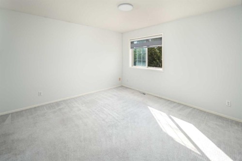 859 Harvest Hills Drive Ne, Calgary, AB - Indoor Photo Showing Other Room