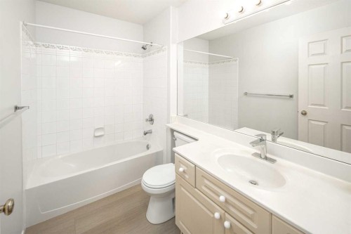 859 Harvest Hills Drive Ne, Calgary, AB - Indoor Photo Showing Bathroom