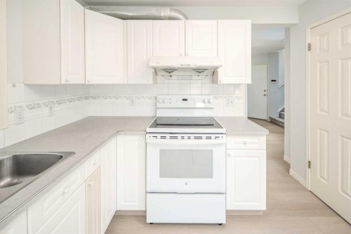 859 Harvest Hills Drive Ne, Calgary, AB - Indoor Photo Showing Kitchen
