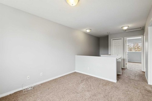 33 Chaparral Ridge Terrace Se, Calgary, AB - Indoor Photo Showing Other Room