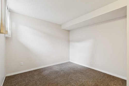 33 Chaparral Ridge Terrace Se, Calgary, AB - Indoor Photo Showing Other Room