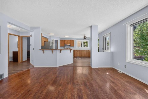 446 Harvest Hills Drive Ne, Calgary, AB - Indoor