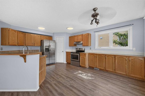 446 Harvest Hills Drive Ne, Calgary, AB - Indoor Photo Showing Kitchen