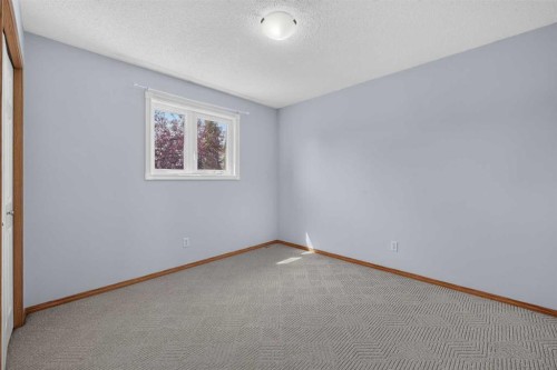 446 Harvest Hills Drive Ne, Calgary, AB - Indoor Photo Showing Other Room