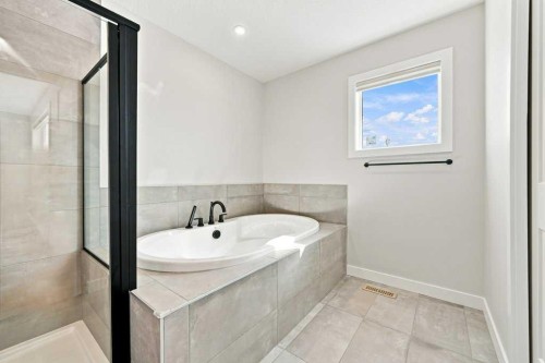 77 Sage Bluff Manor Nw, Calgary, AB 