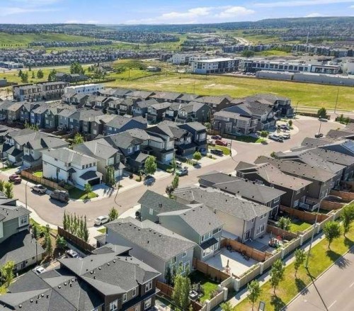 77 Sage Bluff Manor Nw, Calgary, AB 