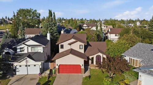 44 Hawkstone Drive Nw, Calgary, AB 