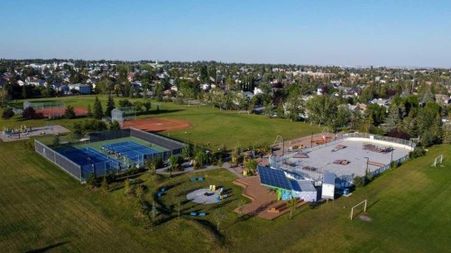 44 Hawkstone Drive Nw, Calgary, AB 