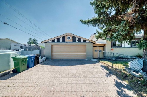 6024 Madigan Drive Ne, Calgary, AB - Outdoor