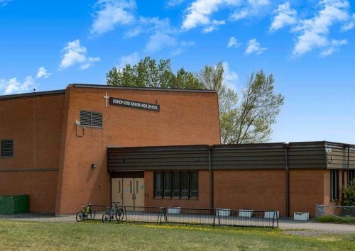 2307-1317 27 Street Se, Calgary, AB - Outdoor