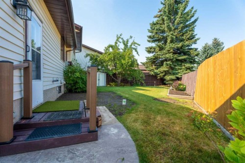 71 Templewood Road Ne, Calgary, AB - Outdoor