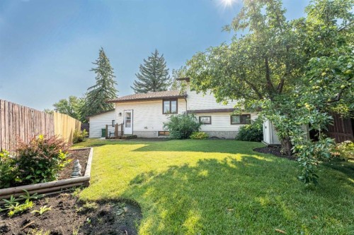 71 Templewood Road Ne, Calgary, AB - Outdoor