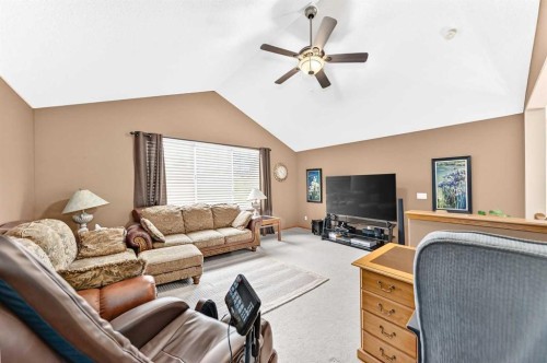 144 Cougarstone Common Sw, Calgary, AB - Indoor Photo Showing Living Room