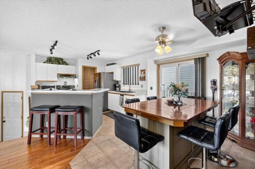 74 San Diego Manor Ne, Calgary, AB 