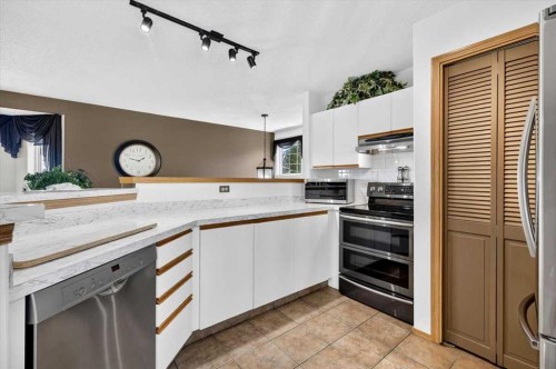 74 San Diego Manor Ne, Calgary, AB 