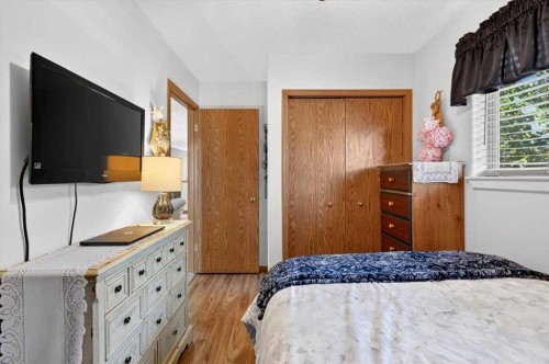 74 San Diego Manor Ne, Calgary, AB 