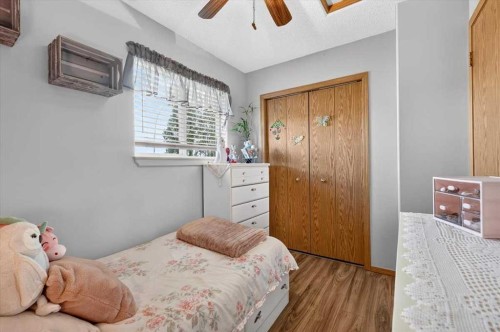 74 San Diego Manor Ne, Calgary, AB 