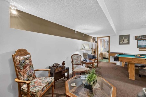 74 San Diego Manor Ne, Calgary, AB 