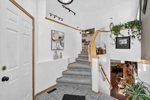 74 San Diego Manor Ne, Calgary, AB 
