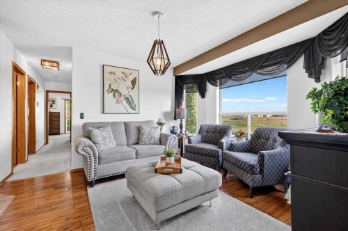 74 San Diego Manor Ne, Calgary, AB 