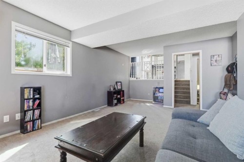 271 Erin Meadow Close Se, Calgary, AB - Indoor