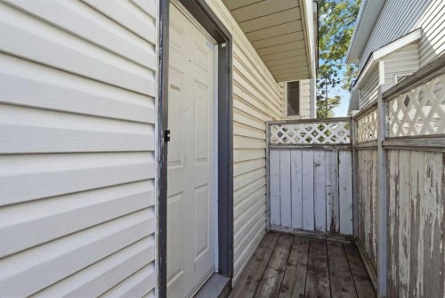 271 Erin Meadow Close Se, Calgary, AB - Outdoor With Exterior
