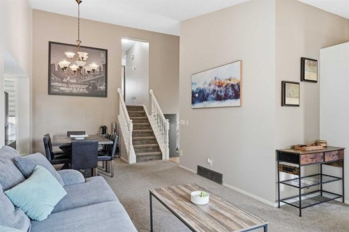 271 Erin Meadow Close Se, Calgary, AB - Indoor
