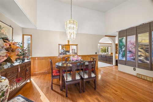 2203 Sirocco Drive Sw, Calgary, AB - Indoor Photo Showing Dining Room
