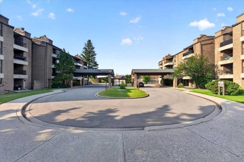 2410-202 Braeglen Close Sw, Calgary, AB - Outdoor With Balcony With Facade