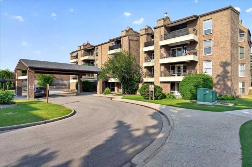 2410-202 Braeglen Close Sw, Calgary, AB - Outdoor With Balcony With Facade