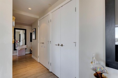 1509-1122 3 Street Se, Calgary, AB - Indoor Photo Showing Other Room