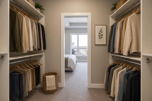 401-145 Burma Star Road Sw, Calgary, AB - Indoor With Storage