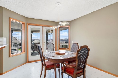 48 Headlands Close, Cochrane, AB - Indoor Photo Showing Dining Room