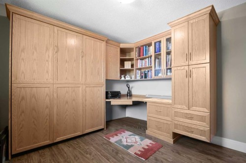 315 Woodpark Place Sw, Calgary, AB - Indoor Photo Showing Other Room