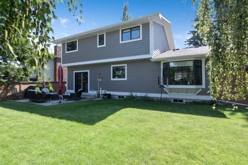 315 Woodpark Place Sw, Calgary, AB - Outdoor