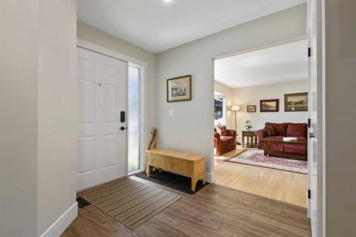 315 Woodpark Place Sw, Calgary, AB - Indoor Photo Showing Other Room