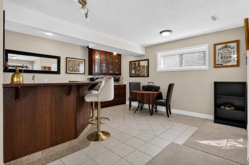 44 Strathlea Close Sw, Calgary, AB - Indoor Photo Showing Other Room