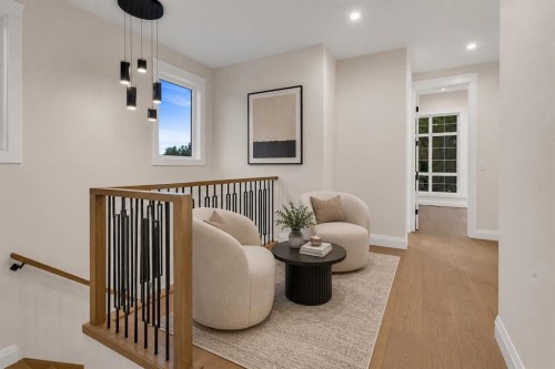 2328 54 Avenue Sw, Calgary, AB 