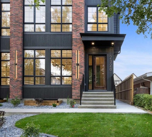 2328 54 Avenue Sw, Calgary, AB 