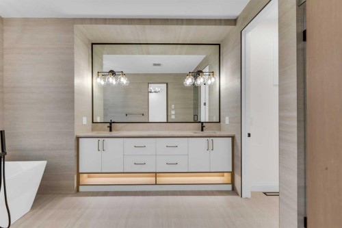 2328 54 Avenue Sw, Calgary, AB 