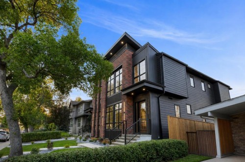 2328 54 Avenue Sw, Calgary, AB 