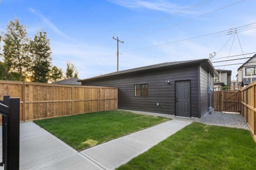 2328 54 Avenue Sw, Calgary, AB 