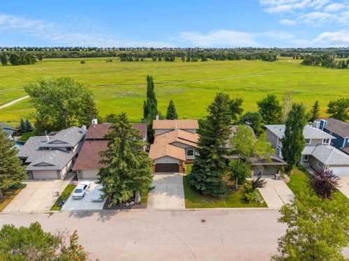 84 Deermoss Crescent Se, Calgary, AB - Outdoor With View