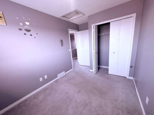 111 Martin Crossing Grove Ne, Calgary, AB 