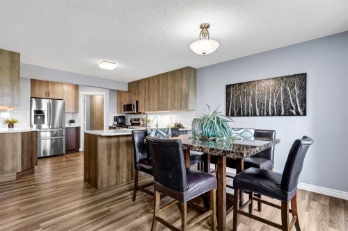 32 Valley Crest Gardens Nw, Calgary, AB 