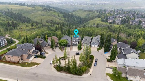 32 Valley Crest Gardens Nw, Calgary, AB 