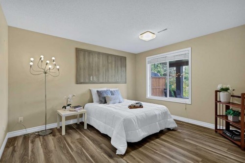 32 Valley Crest Gardens Nw, Calgary, AB 