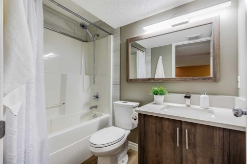 32 Valley Crest Gardens Nw, Calgary, AB 
