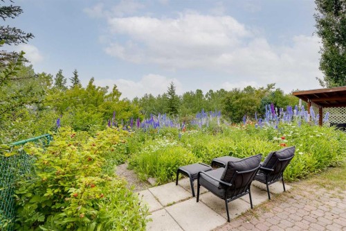32 Valley Crest Gardens Nw, Calgary, AB 